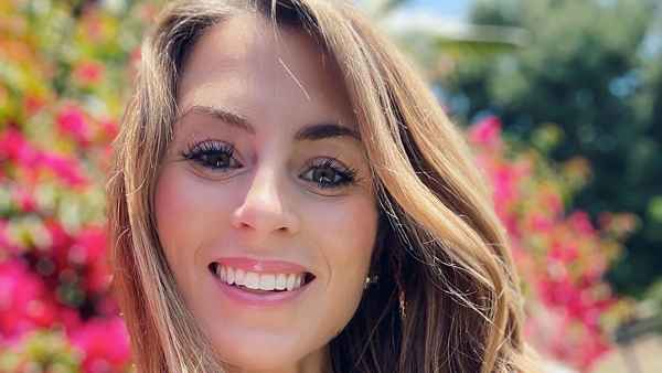 Bachelor’s Tenley Molzahn Praises ‘Powerful’ Postpartum Body 1 Week After Giving Birth