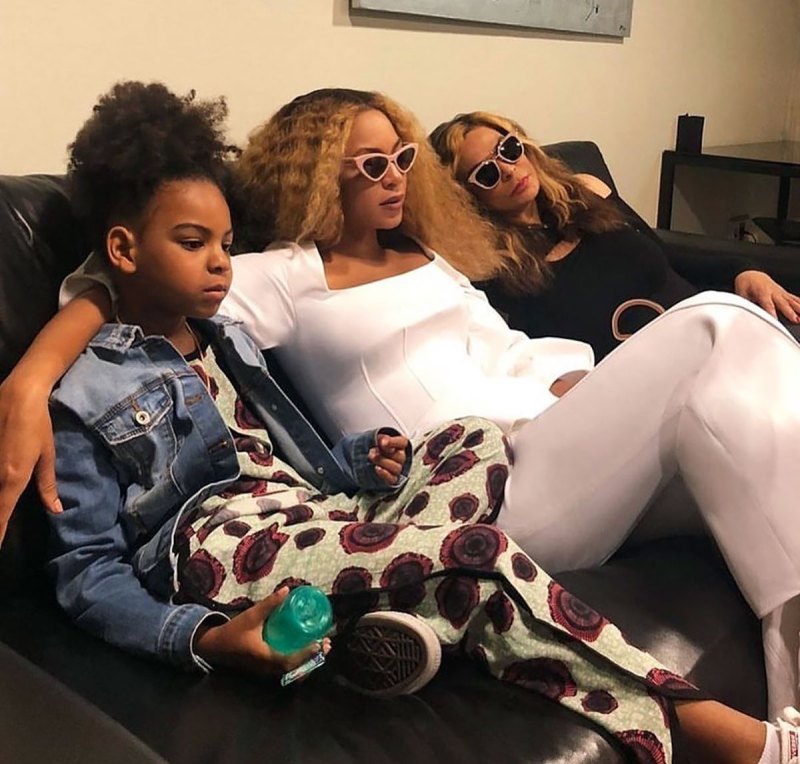 Beyonce Cuddles Up to Daughter Blue Ivy and Mom Tina Knowles-Lawson in 3-Generation Pic