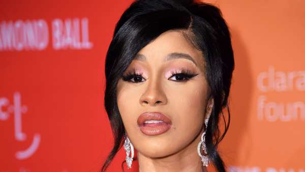 Cardi B Says Her ‘DMs Are Flooded’ After Announcing Offset Split