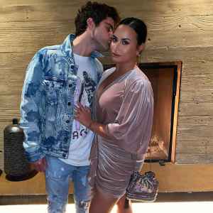 Demi Lovato Wears ‘Dogs Over People’ Shirt, Ditches Ring After Max Split