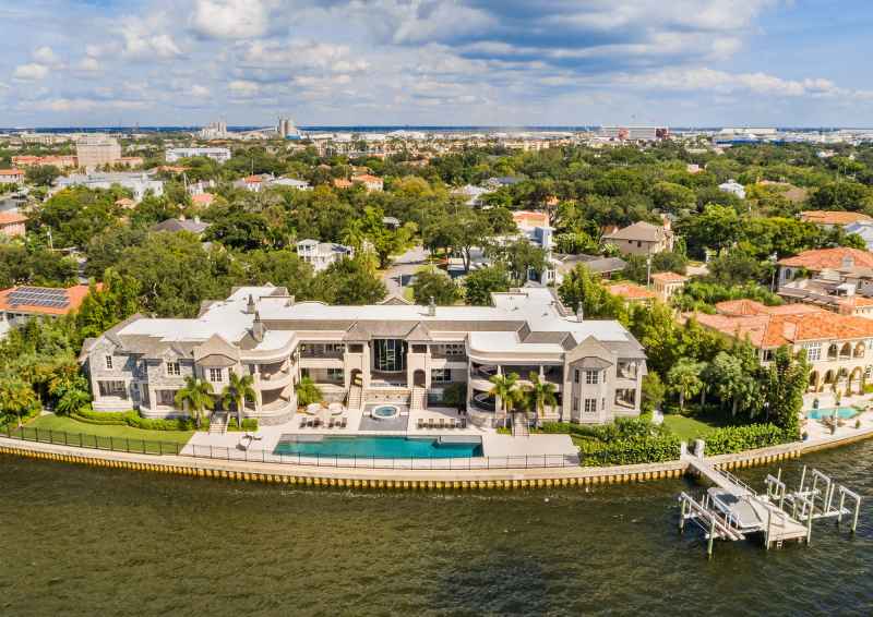 Derek Jeter Is Selling His Tampa Mansion 29 Million Go Inside