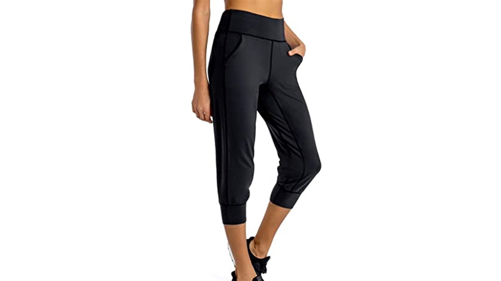 First Way Cropped Pants Perfectly Combine Leggings and Joggers