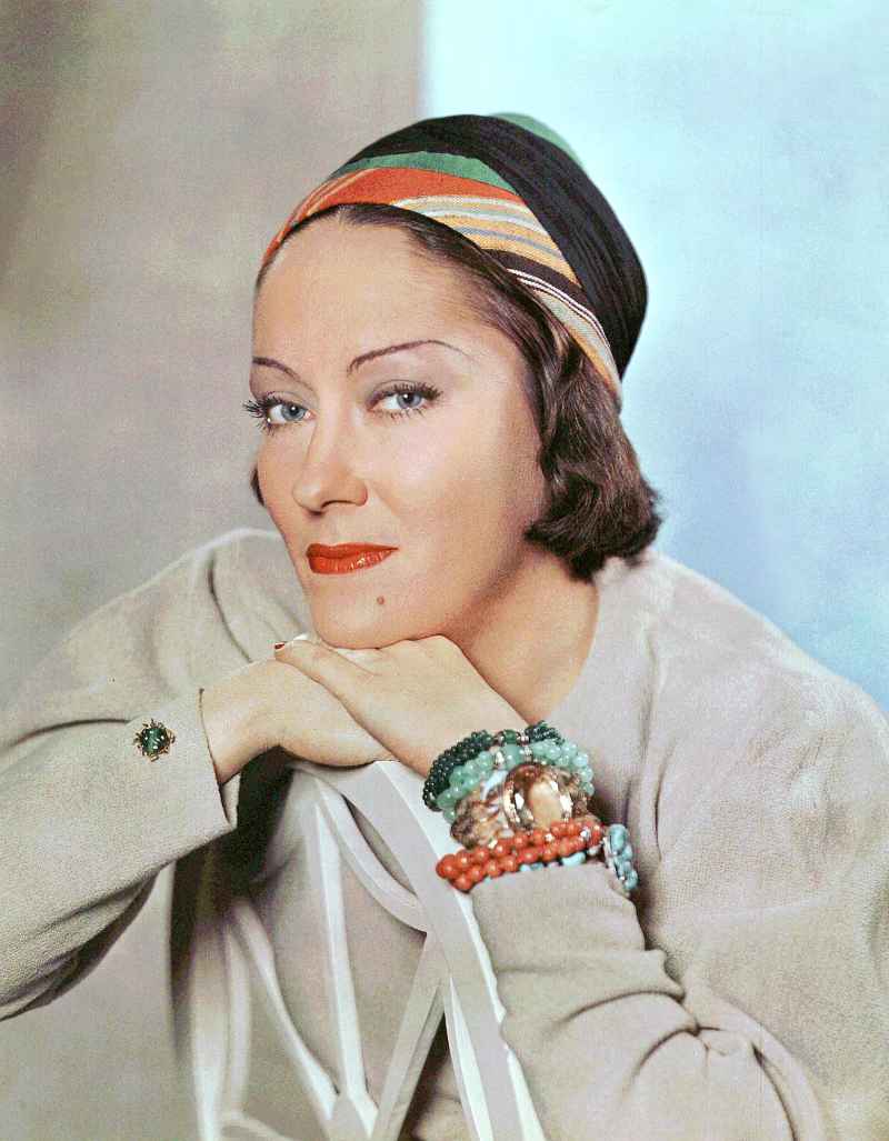 Gloria Swanson Celebrities With Ties to the Kennedys