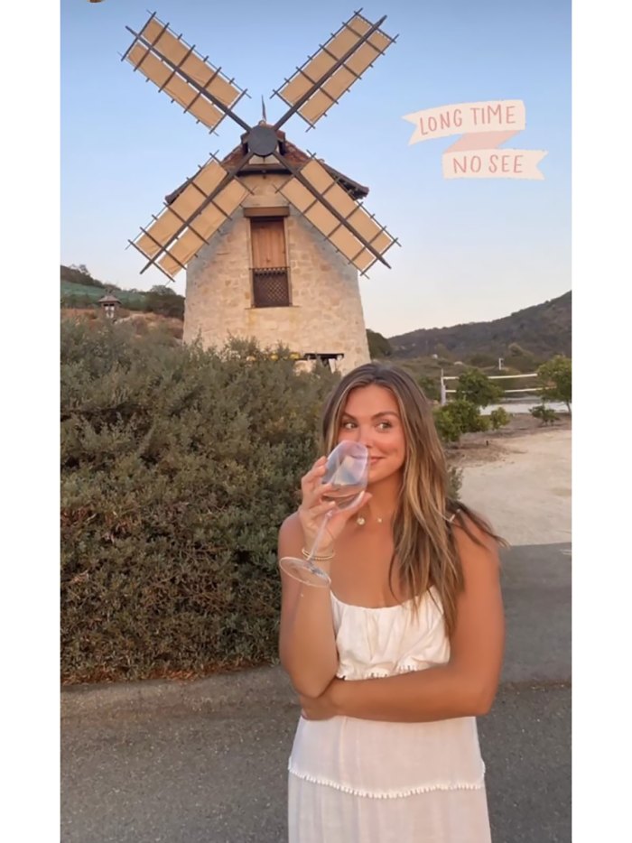 Hannah Brown Visits the Windmill From Her ‘Bachelorette’ Season