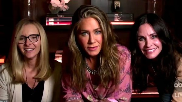Jen Aniston Courteney Cox Lisa Kudrow Reunite at the Emmys 2020