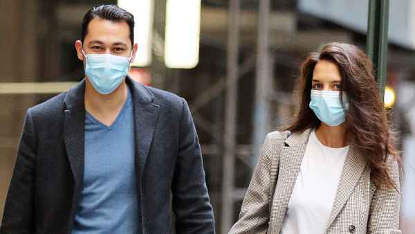 Katie Holmes and Emilio Vitolo Jr Hold Hands on New York City Stroll