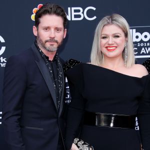 Kelly Clarkson Says No One Expects to Get Divorced Amid Split