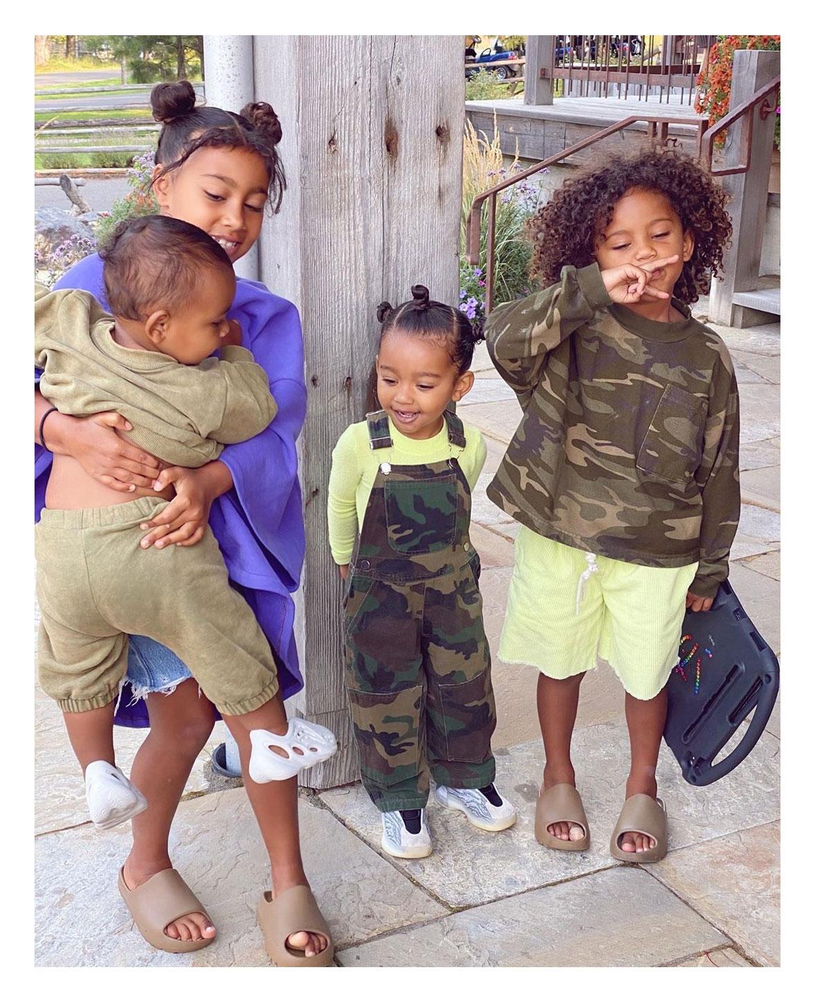 Kim Kardashian Shares Photo of 4 Kids With Husband Kanye West family