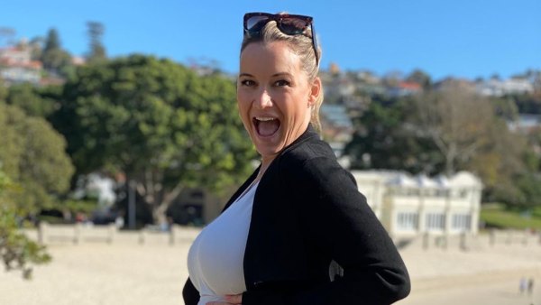 Pregnant Hannah Ferrier Shows Big Baby Bump in Bikini Ahead of 1st Child 1