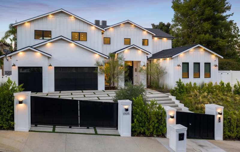 'RHOBH' Star Dorit Kemsley Lists Encino Mansion for Nearly $9.5 Million