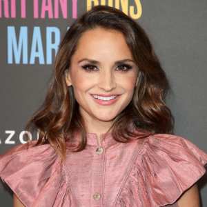 Rachael Leigh Cook's Fashion Regrets Are So Relatable: Watch