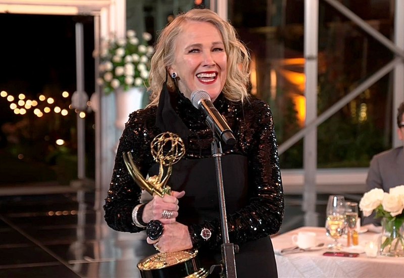 Warmest Regards Schitts Creek Stars Reunite Emmys Win Big Emmys 2020