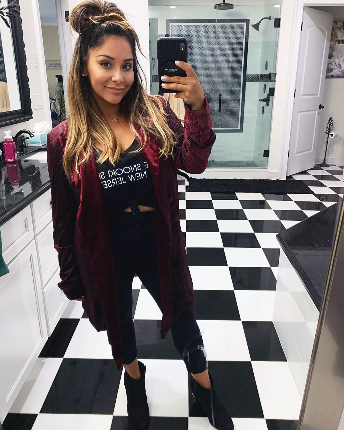 See the Stars' At-Home Style - Nicole "Snooki" Polizzi