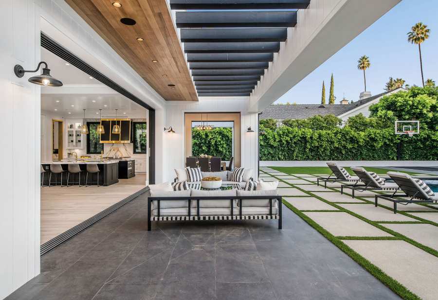 So Glam! Teddi Mellencamp Buys $6.5 Million Mansion After 'RHOBH' Exit