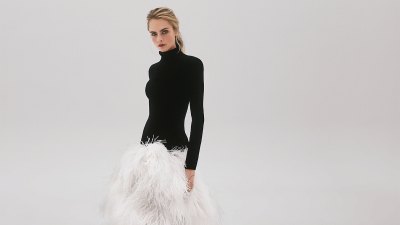 amazon-luxury-stores-cara-delevigne