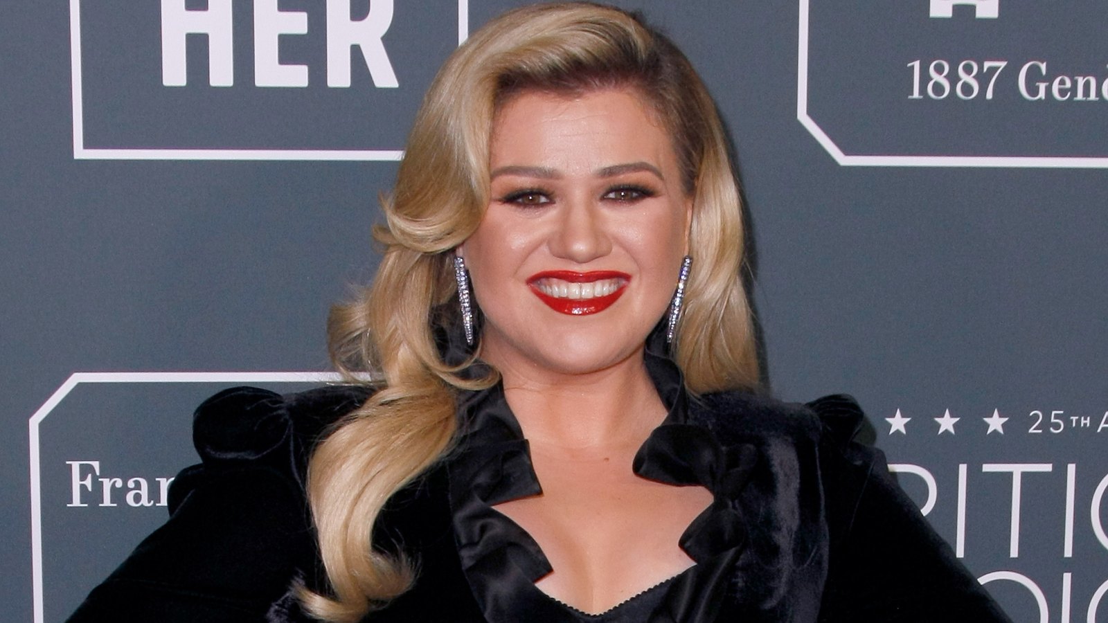 Kelly Clarkson Talks Divorce From Brandon Blackstock