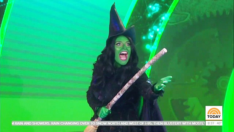 Savannah Guthrie as Elphaba From Wicked Today Show Cohosts Reopen Broadway for a Morning With Theatrical Halloween Costumes
