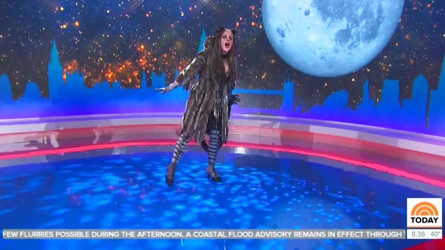 Jenna Bush Hager as Grizabella From Cats Today Show Cohosts Reopen Broadway for a Morning With Theatrical Halloween Costumes