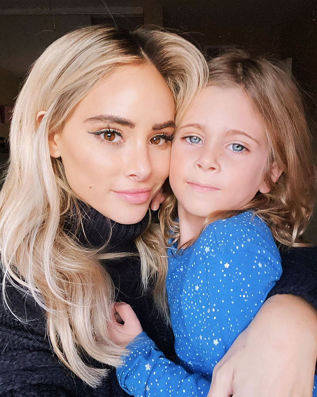 Amanda Stanton Daughter Charlie Has Surgery After Fracturing Arm