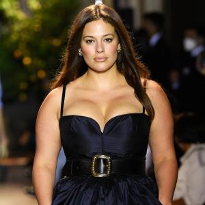 Ashley Graham Says Mom-Shamers Criticizing Her Breast-Feeding Pics Are Mean Girls Who Grew Up