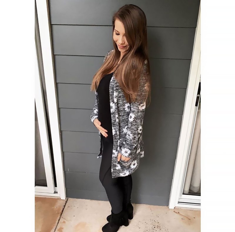 Pregnant Bindi Irwin Shows Baby Bump Pics Ahead of Her and Chandler Powell’s 1st Child