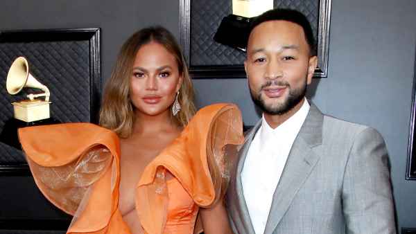 Celebrities Rally Around Chrissy Teigen John Legend After Pregnancy Loss