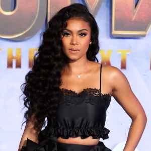 Eniko Parrish Shows 19-Pound Weight Loss 2 Weeks After Giving Birth: Postpartum Pics