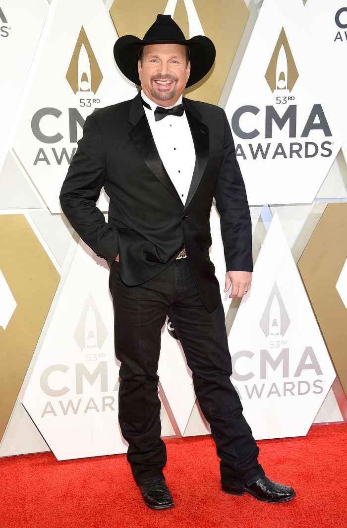 Garth Brooks Receives the Billboard Music Awards 2020 Icon Award