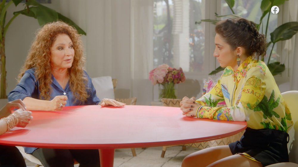 Gloria Estefan’s Daughter Says Mom Told Her Not to Come Out to Grandma 1