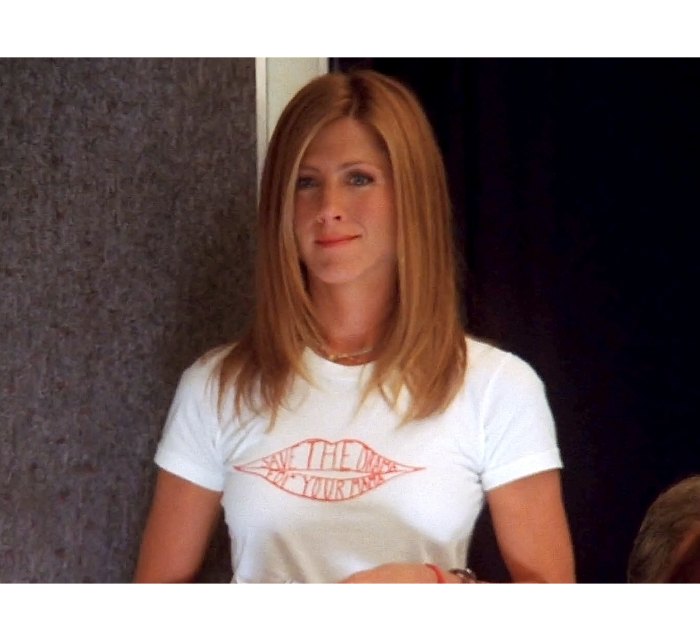 Harry Styles Wears Jennifer Aniston Iconic T-shirt From Friends