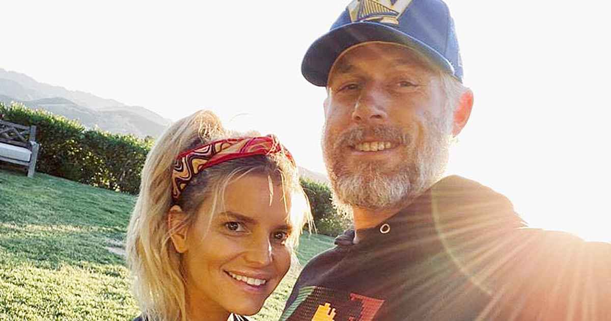 Jessica Simpson and Eric Johnson’s Relationship Timeline Jessica Simpson and Eric Johnson’s Relationship Timeline