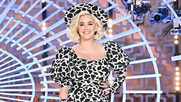 Katy Perry Returns to 'American Idol' After Giving Birth in a Wild Outfit