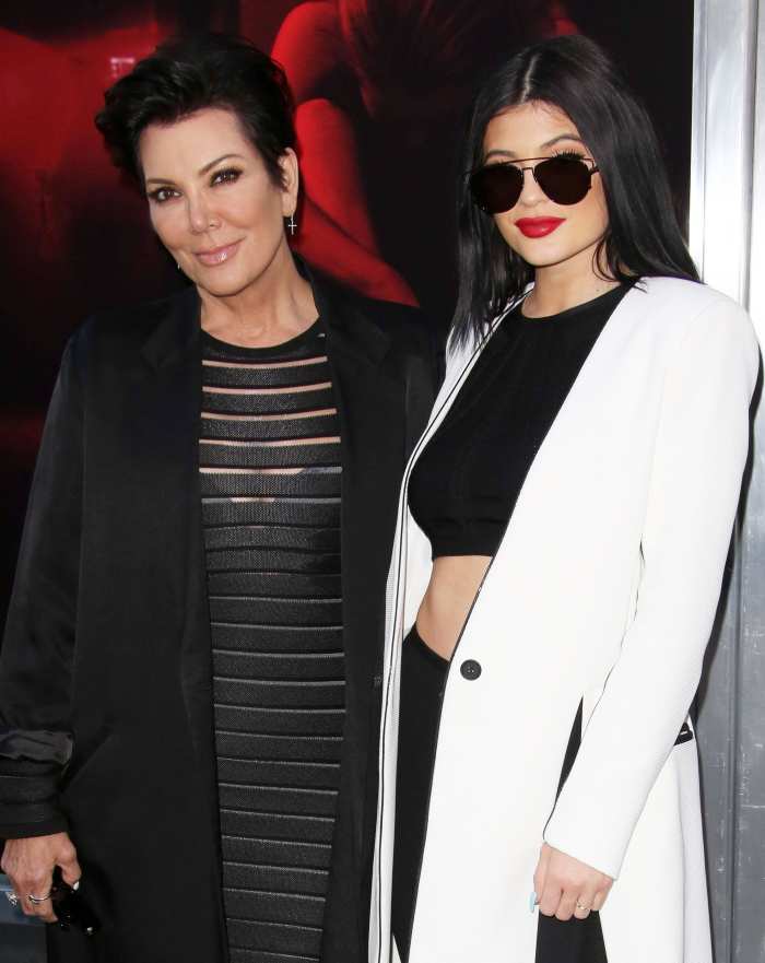 LOL! Kris Jenner Doing Kylie's Makeup Is the Best Thing You'll See All Day