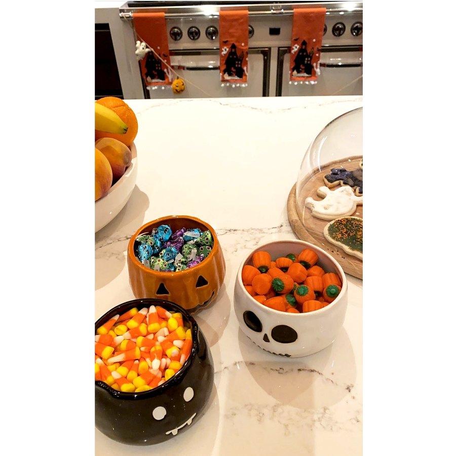 Getting Spooky Kylie Jenner Transforms Mansion Halloween Wonderland