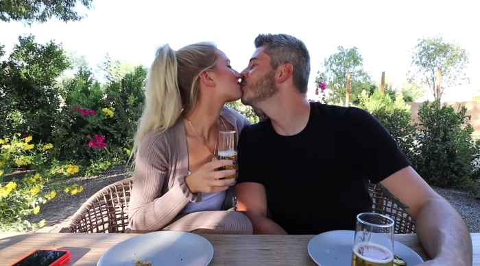 Lauren Burnham Denies Pregnant After Drinking Fake Mimosas Arie Luyendyk Jr Bachelor