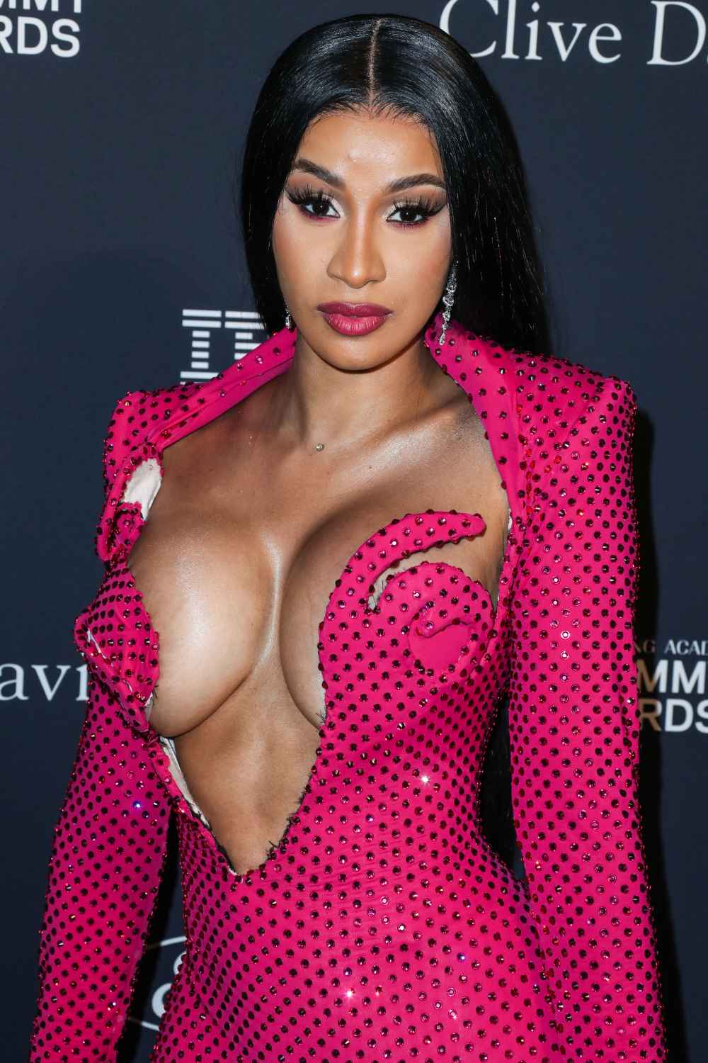 Cardi B Deletes Her Twitter Account After Backlash Over Offset Reconciliation
