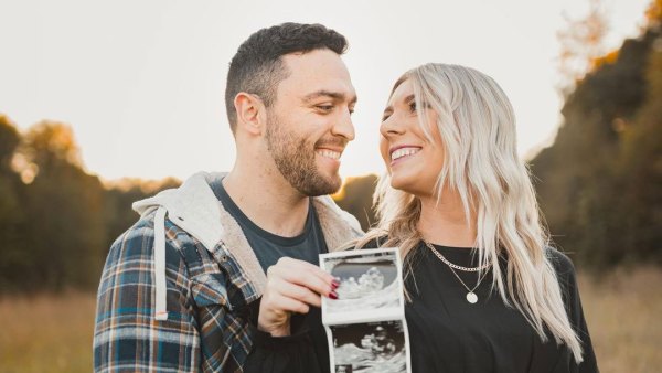 Mark Cuevas and Aubrey Rainey Love Is Blind Ultrasound Pregnant Announcement