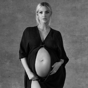 Pregnant Ashlee Simpson Cradles Bare Baby Bump in Stunning Maternity Shoot