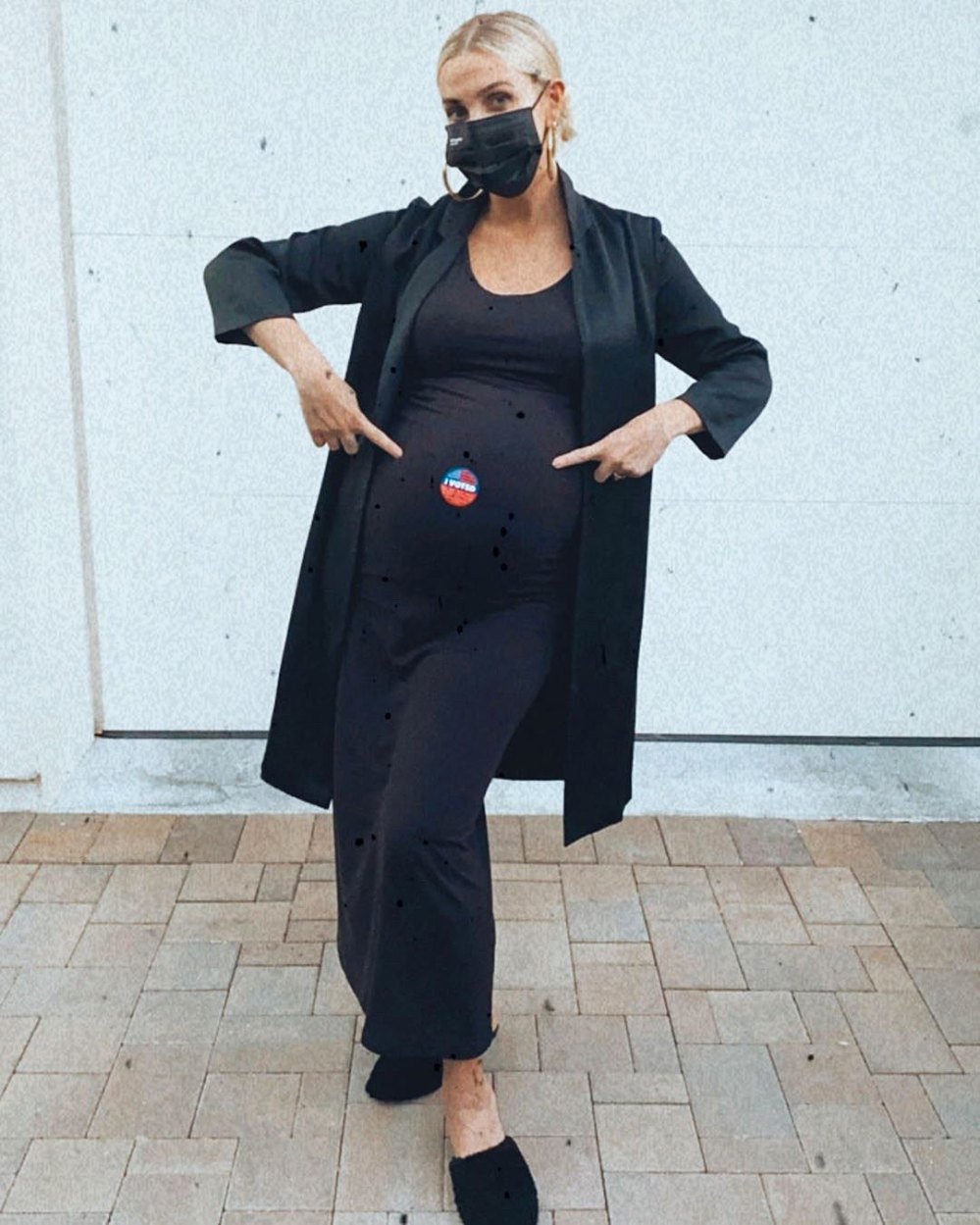 Pregnant Ashlee Simpson Shows Baby Bump While Voting