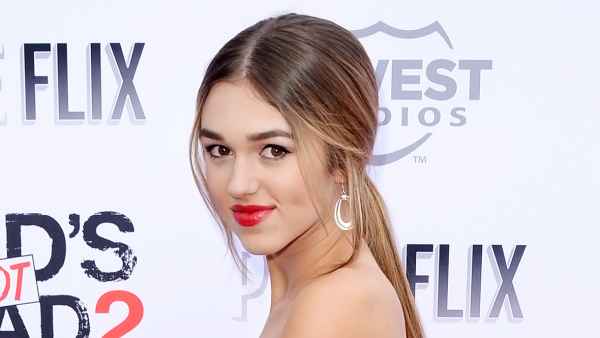 Pregnant Sadie Robertson Has Coronavirus