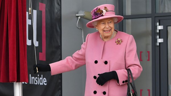 Queen Elizabeth II Appears at 1st Royal Engagement Since Quarantining in March: Pics