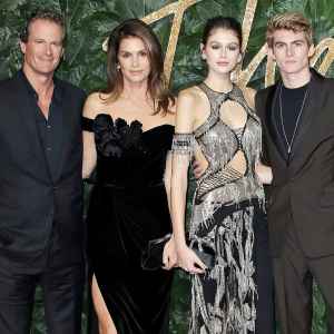 The Outfit Rande Gerber Likes See Wife Cindy Crawford Wear