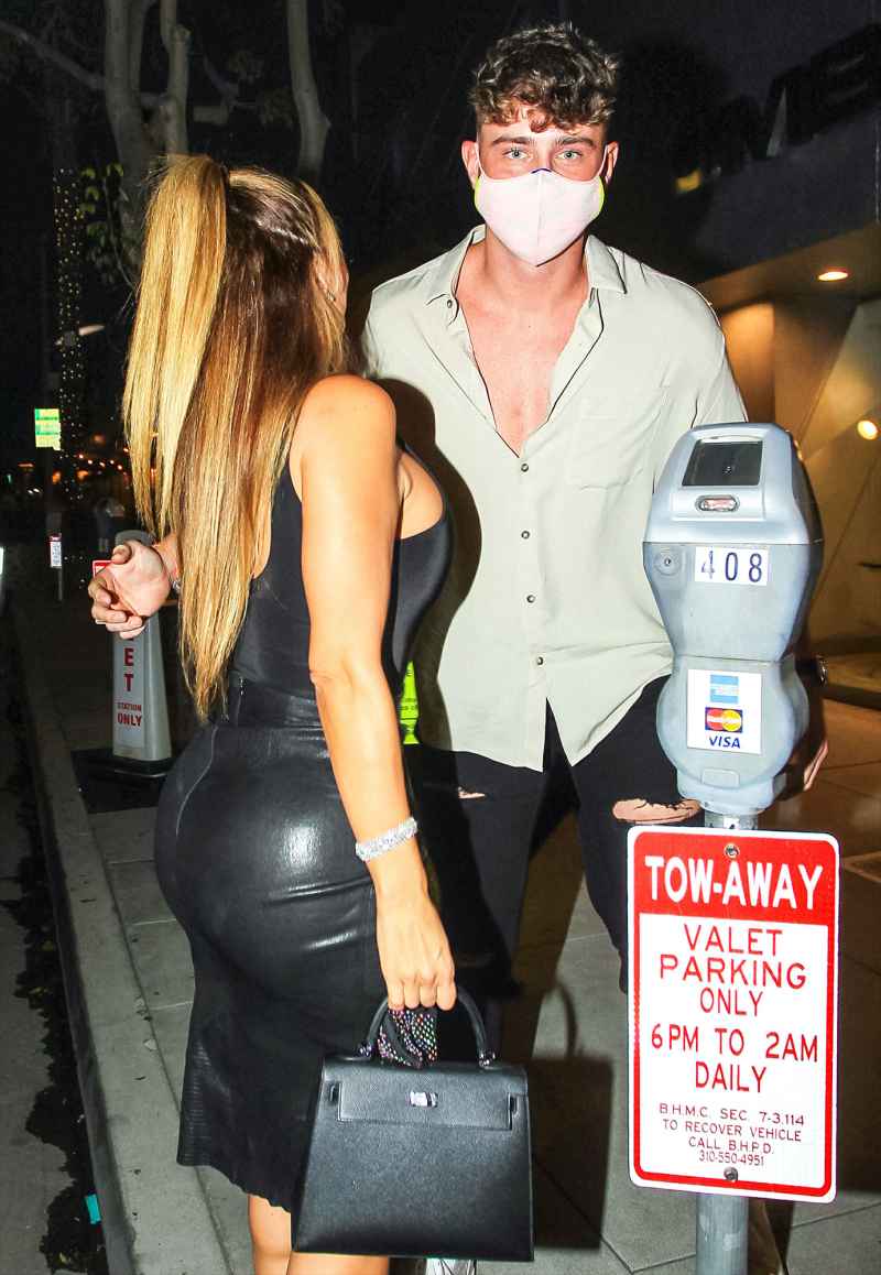 Too Hot to Handle Harry Jowsey Sparks Dating Rumors With Larsa Pippin