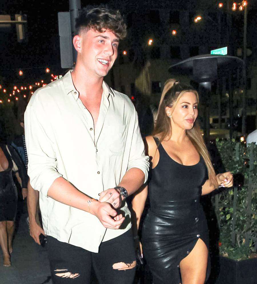 Too Hot to Handle Harry Jowsey Sparks Dating Rumors With Larsa Pippin