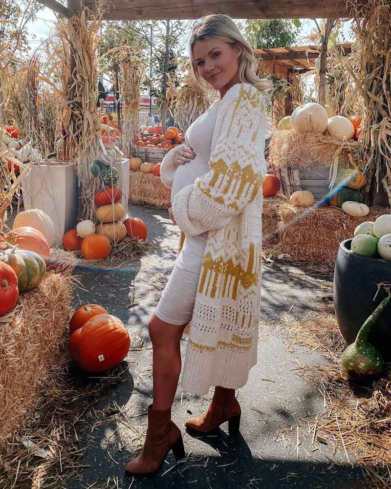 Pumpkin Patch! See Pregnant Witney Carson’s Baby Bump Album