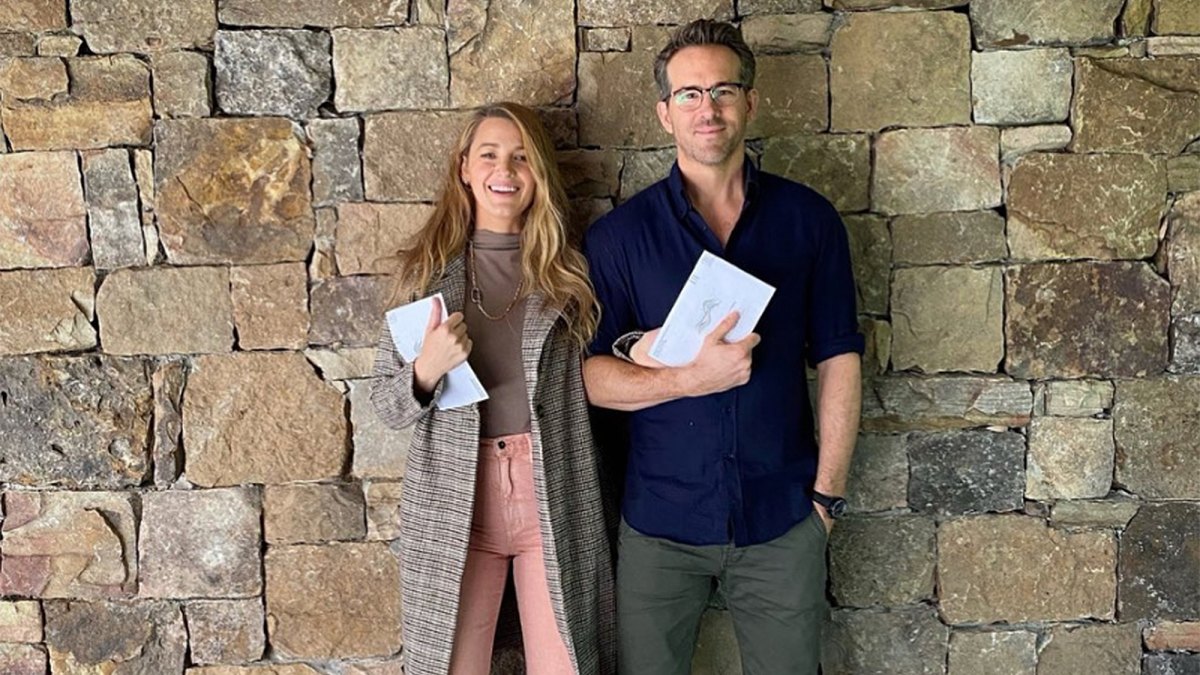 blake-lively-ryan-reynolds-voting-photo