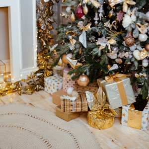 christmas-gift-stock-photo