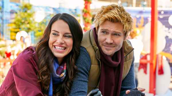 Chad Michael Murray Is a Bit of a Grinch in Lifetime's Too Close for Christmas 1