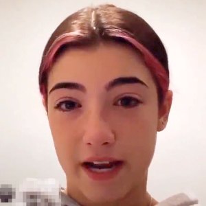 TikTok Star Charli D’Amelio Breaks Down Tears After Chef Video Backlash