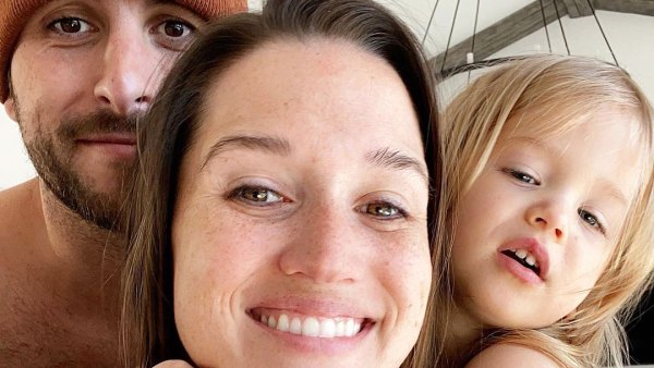 Jade Roper Daughter Emerson Knocks Out Tooth After Baby Brothers Birth